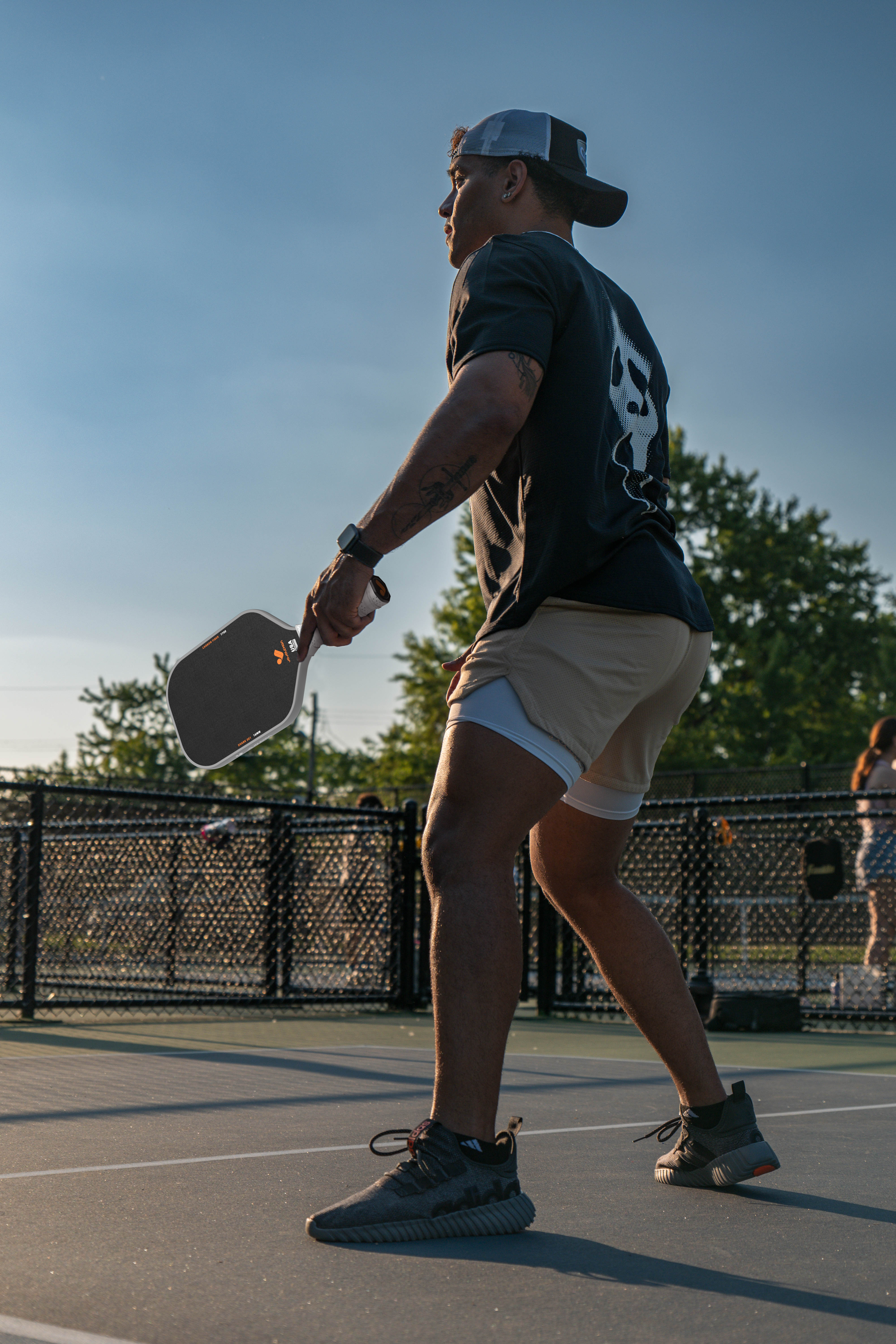 Como escolher sua primeira Raquete de Pickleball: O Guia Definitivo para Brasileiros