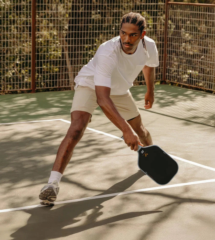 Learn how to master the Continental Grip in pickleball and how the JOJOLEMON Shark 100 paddle enhances your technique, power, and control.